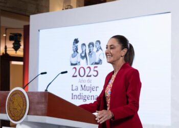 Sheinbaum reafirma soberanía, desmiente acuerdos fiscales y destaca avances sociales