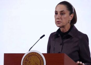 Mañanera de Sheinbaum: seguridad, Ley de Amparo y arancel a camiones
