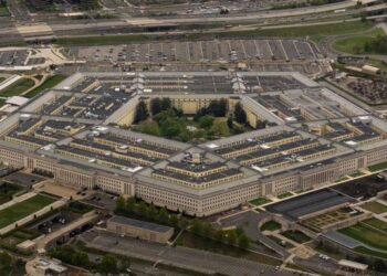 Cadenas de noticias de EE. UU. desafían al Pentágono por su nueva política que restringe la libertad de prensa