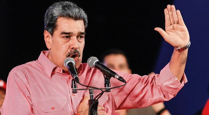 Aeronave usada por Maduro vuela a zona fronteriza con Brasil y regresa a Caracas