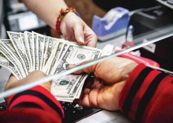 Remesas bajan 2.7% en septiembre, pero se frena la tendencia negativa