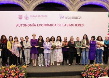 Clara Brugada presenta plan para impulsar la independencia económica de las mujeres y reforzar la lucha contra la violencia en CDMX