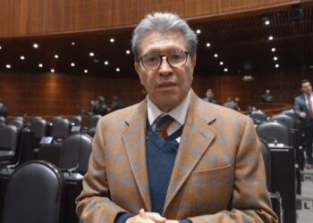 Monreal propone aplazar la discusión sobre la revocación de mandato tras reclamos de oposición