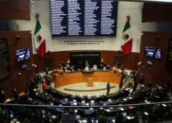 México aprueba ley que endurece penas por extorsión hasta 42 años