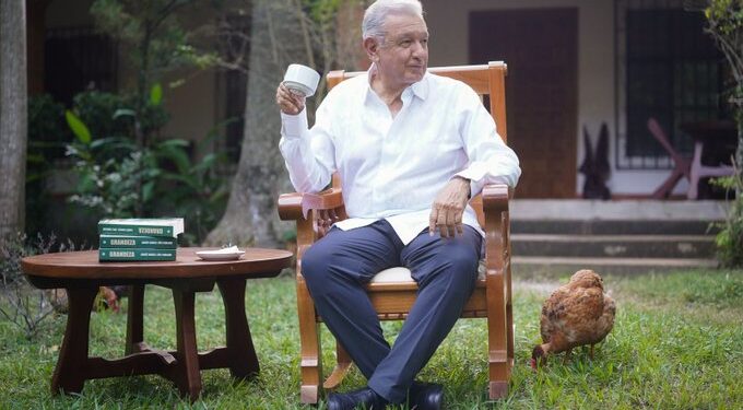 AMLO reaparece desde Palenque y pide apoyar a Sheinbaum ante “tiempos difíciles”