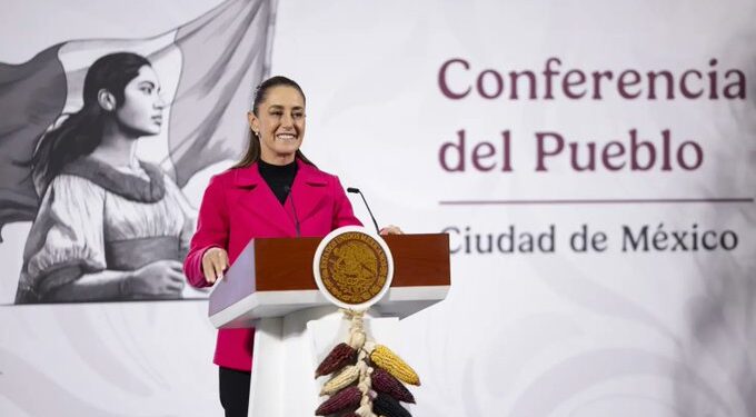 Sheinbaum expone avances en atención por lluvias y acusa injerencia en marcha Generación Z