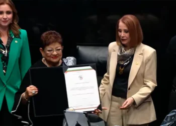 Ernestina Godoy asume la Fiscalía General tras obtener mayoría calificada en el Senado