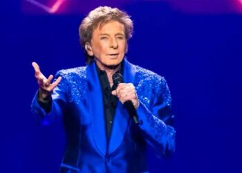 Barry Manilow revela cáncer de pulmón y reprograma gira en Estados Unidos