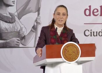 Sheinbaum destaca empleo, relación con EUA y avances educativos en la mañanera del 8 de diciembre