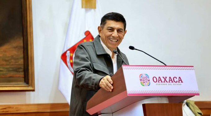 Oaxaca se convierte en el primer estado en someter a su gobernador a revocación de mandato