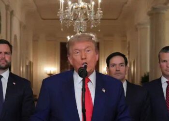 Tensión máxima entre EE. UU. e Irán: Trump analiza opciones militares y Teherán amenaza represalias