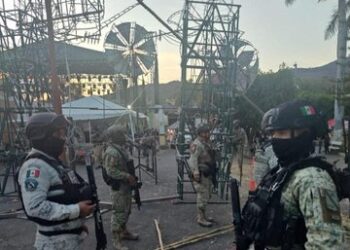 Retiran pirotecnia alusiva al crimen organizado en fiesta patronal de Tanhuato