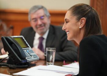 Sheinbaum destaca coordinación con EU en seguridad y comercio tras llamada con Trump