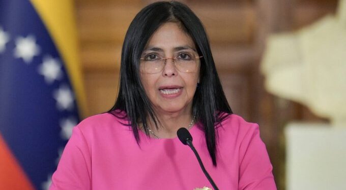 Delcy Rodríguez propone amnistía general en Venezuela y ordena cerrar la cárcel del Helicoide