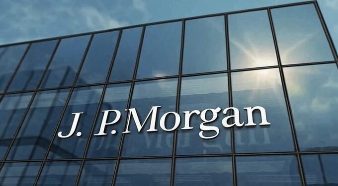 Trump demanda a JPMorgan por 5 mil millones de dólares tras cierre de cuentas bancarias