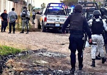 Ataque armado en cancha de futbol deja 11 muertos en Salamanca