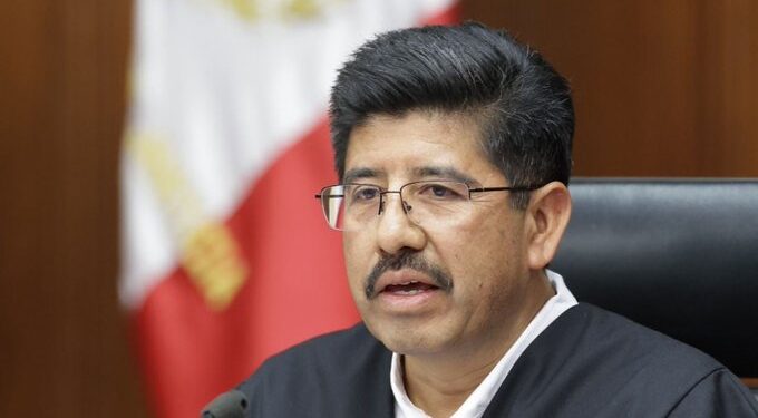 Suprema Corte da marcha atrás y regresará camionetas de alto costo