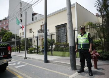Brasil resguarda la embajada de México en Perú tras ruptura diplomática