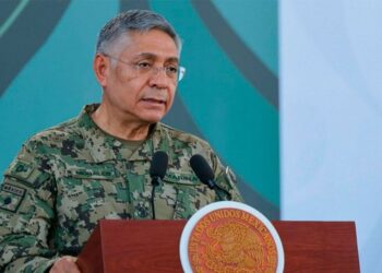 Marina aclara bajas por huachicol fiscal: cuatro cesados y dos elementos prófugos