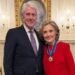 Los Clinton acudirán al Congreso para declarar en la investigación del caso Epstein
