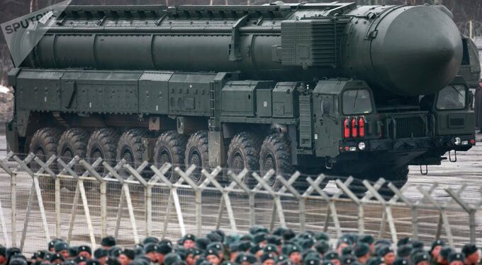 EU y Rusia reactivan diálogo militar tras el fin del tratado New START