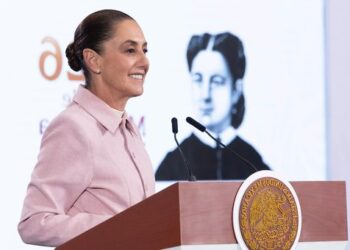 Sheinbaum reafirma política social, soberanía y respaldo humanitario en conferencia matutina