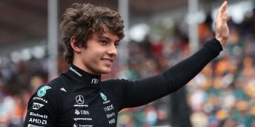 GP de China: Antonelli logra pole histórica y Russell suma victoria en el sprint