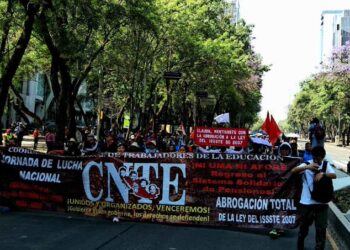 CNTE libera Reforma tras jornada de bloqueos; continuará paro y protestas