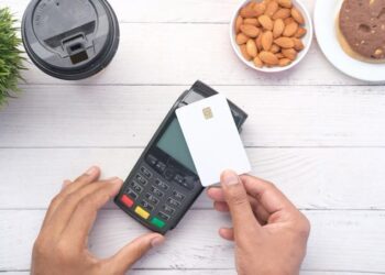 Nueva estrategia económica prioriza pagos electrónicos en todo el país