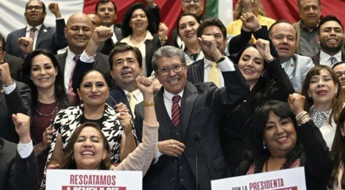 Morena entrega apoyos sin comprobación a diputados y suma beneficios millonarios