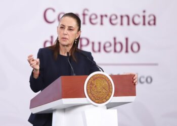 Gasolina, educación y caso Chihuahua centran la mañanera de Sheinbaum