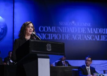 Ayuso acusa a Sheinbaum de usar su visita a México para “dividir”; crece tensión política