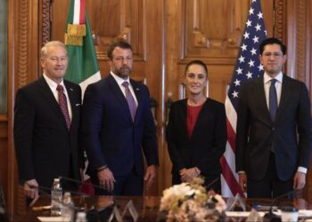 México y Estados Unidos acuerdan mantener trabajo conjunto en seguridad y migración