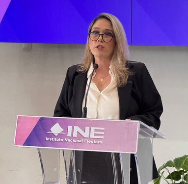 Consejera del INE denuncia falsificación de firma en documento presentado ante la FGR