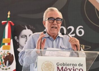 UIF aplica bloqueo preventivo a cuentas ligadas a Rubén Rocha y exfuncionarios de Sinaloa
