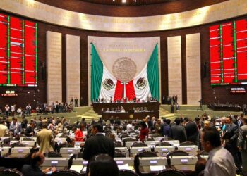 Diputados aplazan elección judicial a 2028 y desatan debate por posible reelección en el TEPJF