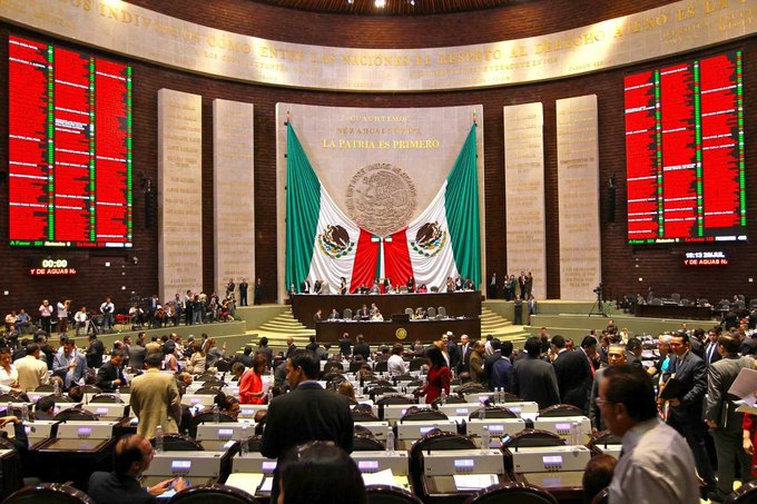 Diputados aplazan elección judicial a 2028 y desatan debate por posible reelección en el TEPJF