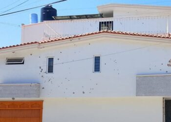 Ataque armado sacude antigua vivienda ligada a Rocha Moya en Culiacán