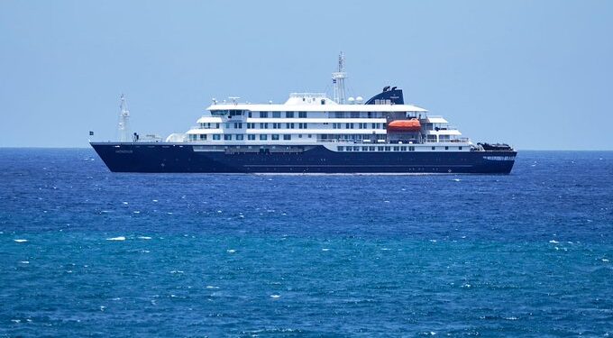 Alerta en altamar: gestionan evacuación por brote de hantavirus en crucero