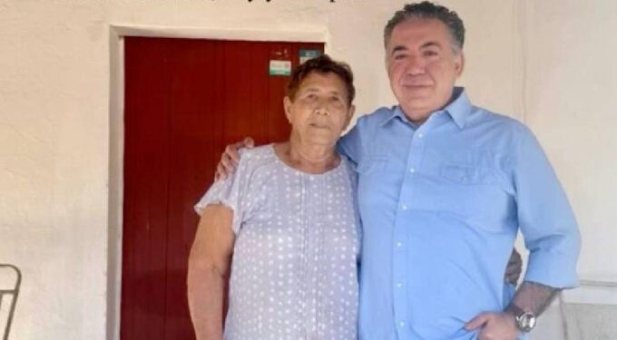 Enrique Inzunza reaparece en Badiraguato tras semanas de ausencia pública