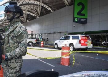 Flamazo en instalaciones de Semar dentro del AICM deja marinos lesionados