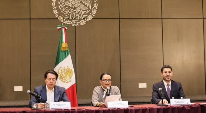 CNTE mantiene plantón y deja en suspenso acuerdo con el Gobierno; bases decidirán próximos pasos