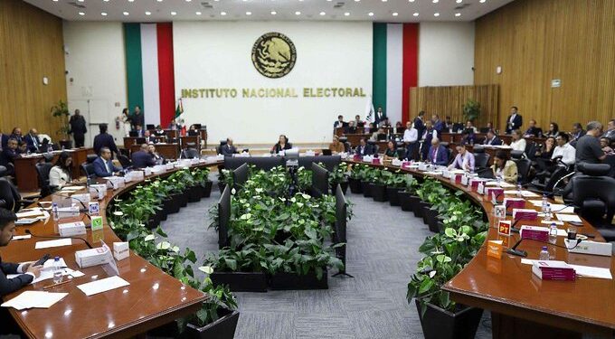 INE castiga con 4.8 millones de pesos a organizaciones que buscan convertirse en partidos