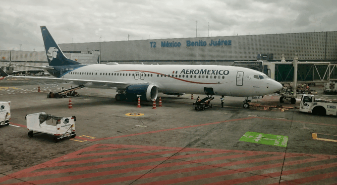 SICT reclasificará aeropuertos y endurece reglas para asignar slots; busca optimizar operaciones aéreas