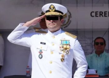Vicealmirante Farías vuelve a pedir ayuda a Sheinbaum y acusa obstáculos en su defensa por caso de huachicol fiscal