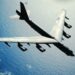 Se desploma un bombardero B-52 de Estados Unidos tras despegar de una base militar en California