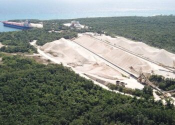 Sheinbaum plantea acuerdo con Vulcan para proteger Calica y poner fin a la extracción de piedra caliza