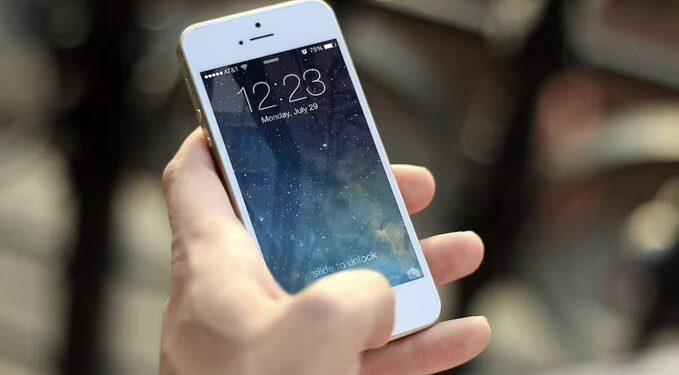 Amplían registro obligatorio de celulares; CRT fija nuevas fechas según terminación del número
