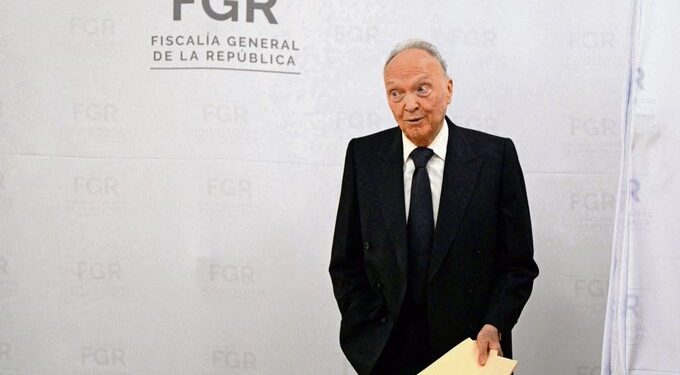 Patrimonio de Gertz Manero sale a la luz: reporta millonaria fortuna al ser embajador en Londres