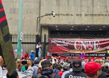 CNTE escala protestas en el país; marchas, bloqueos y actos vandálicos marcan jornada de movilización